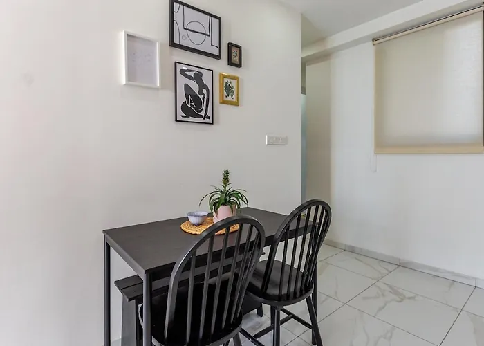 Daire Location In 100m From The