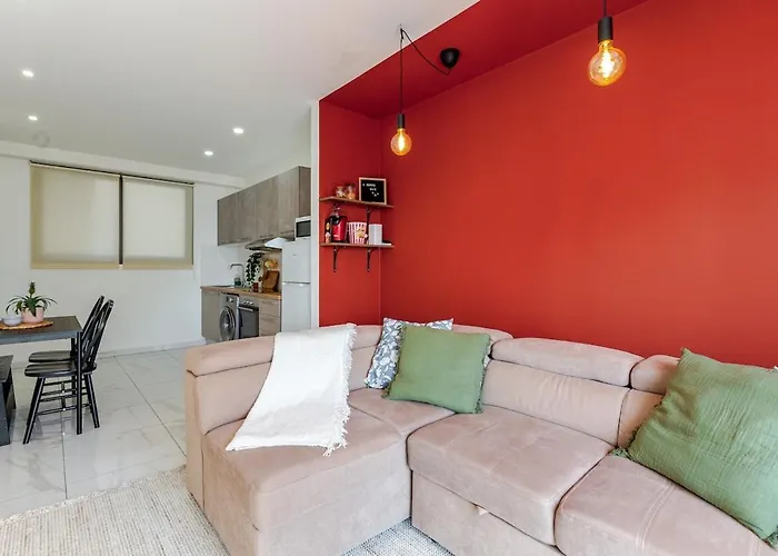 Location In 100m From The *