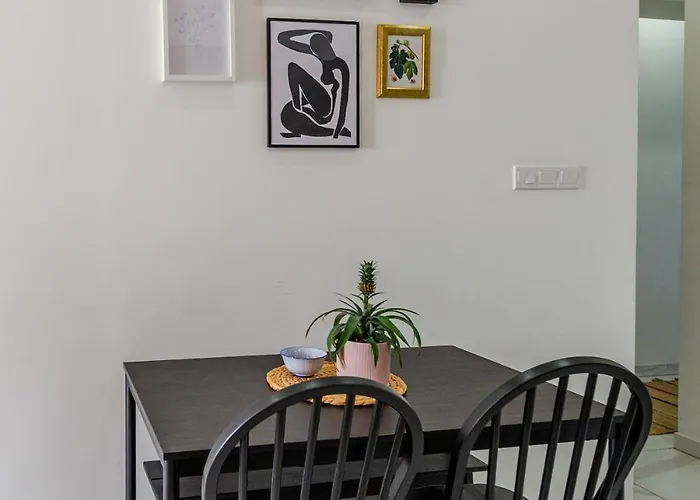 Location In 100m From The Апартаменти *