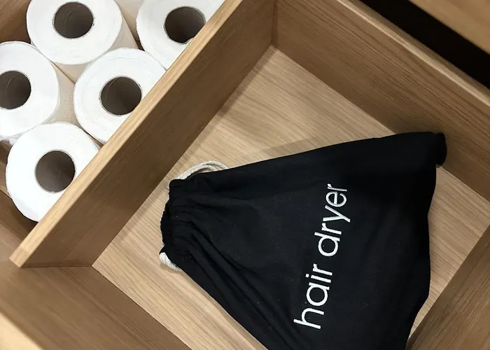 Location In 100m From The Daire